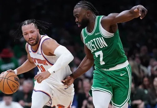 九游娱乐-杰伦的篮球之路:一步一步往上爬